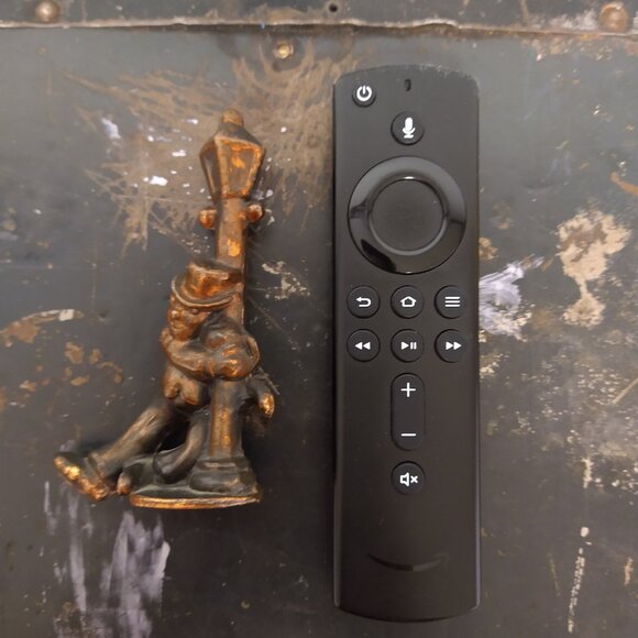 Vintage drunk person on lamp post metal bottle opener barware - Picture 2 of 6